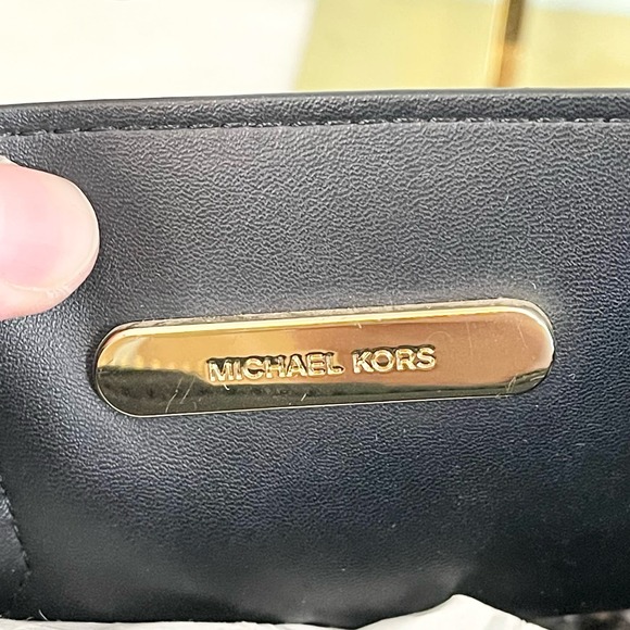 Michael Kors Black Leopard Real Haircalf Dyed Leather Crossbody Sling Handbag - Picture 12 of 16